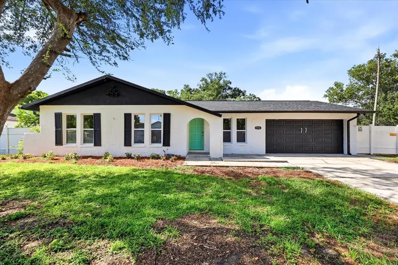 3304 King Richard Ct, FL