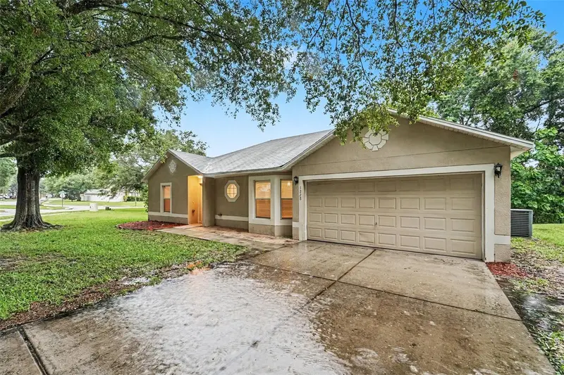 1228 Welch Ridge Ter, FL