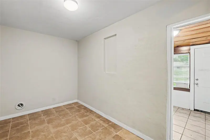 4529 19th Street Cir W, FL