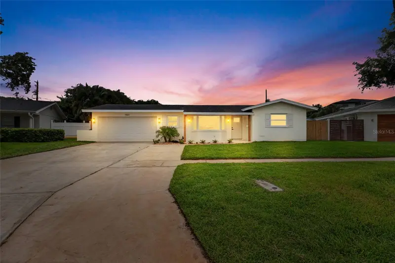 1563 Eden Isle Blvd Ne, FL