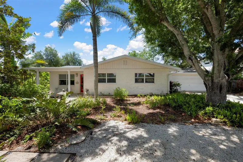 417 Baycrest Dr, FL