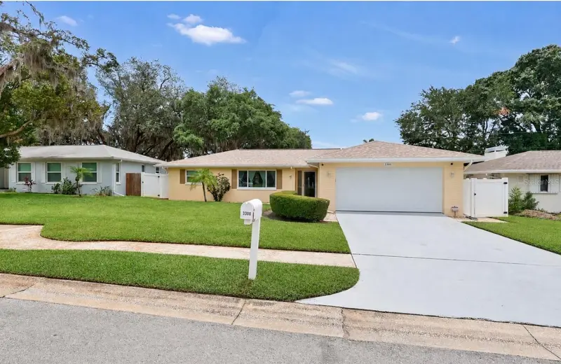 3300 Sand Key Dr, FL