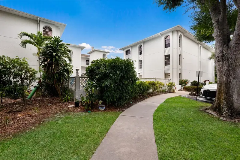 6304 Pointe West Blvd #A310, FL