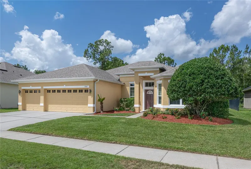 7030 Winding Lake Cir, FL