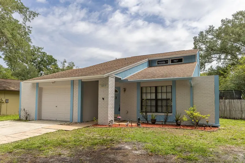 16317 Caliente Pl, FL