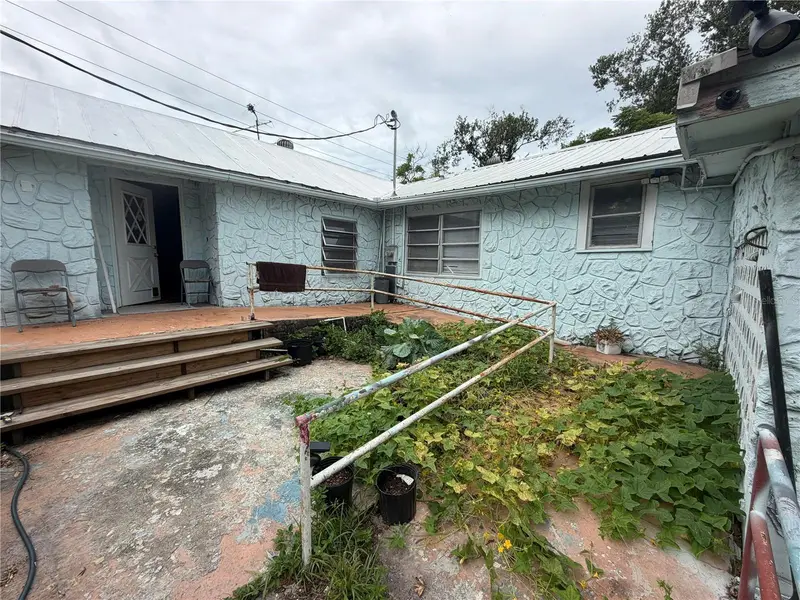 5011 Geiger Cemetery Rd, FL