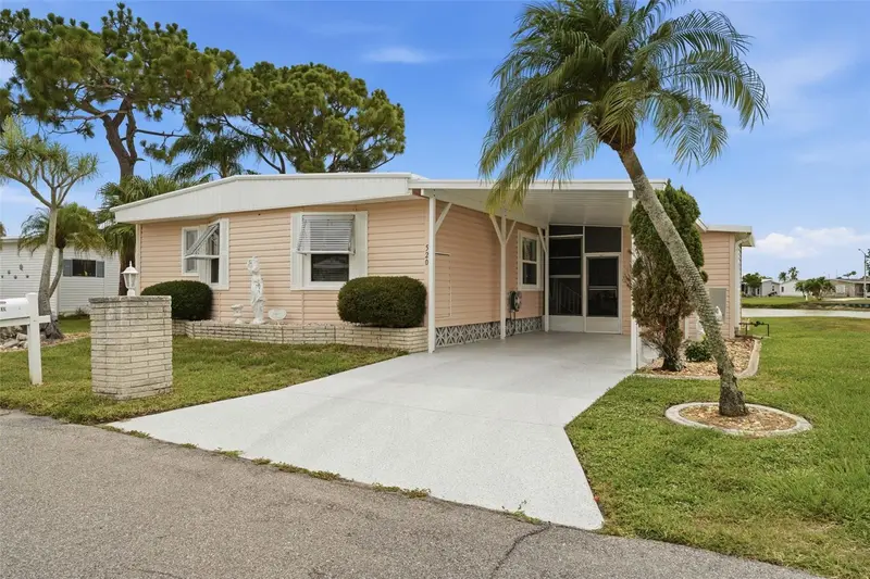 520 Imperial Dr, FL