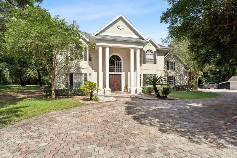 4275 Round Lake Rd, FL