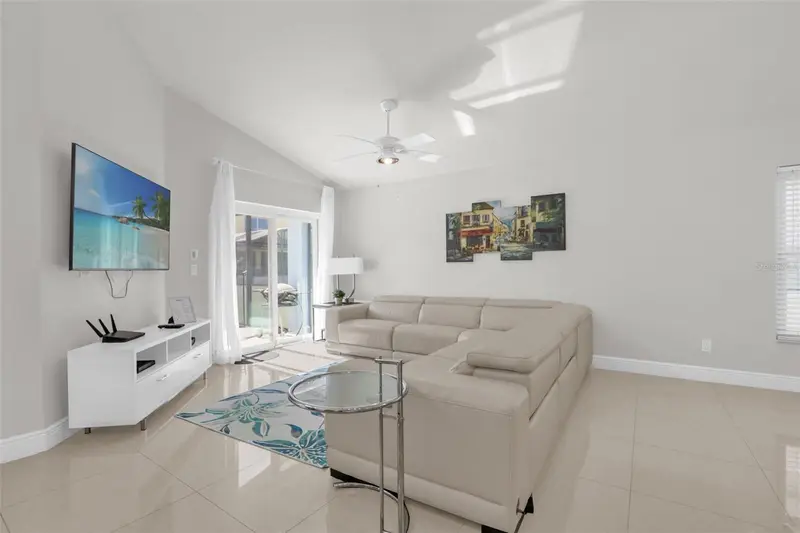 156 Barefoot Beach Way, FL