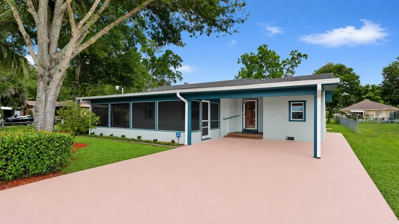 5824 Delta St, FL