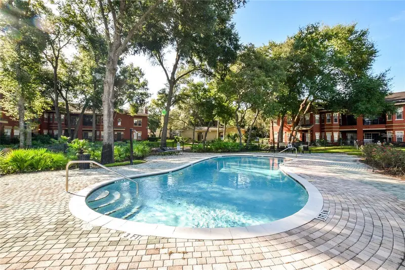 107 Vista Verdi Cir #205, FL