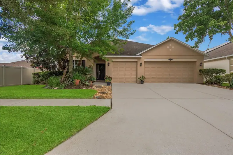 10859 Breaking Rocks Dr, FL