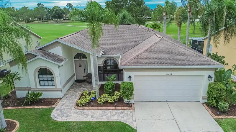11203 Longbrooke Dr, FL