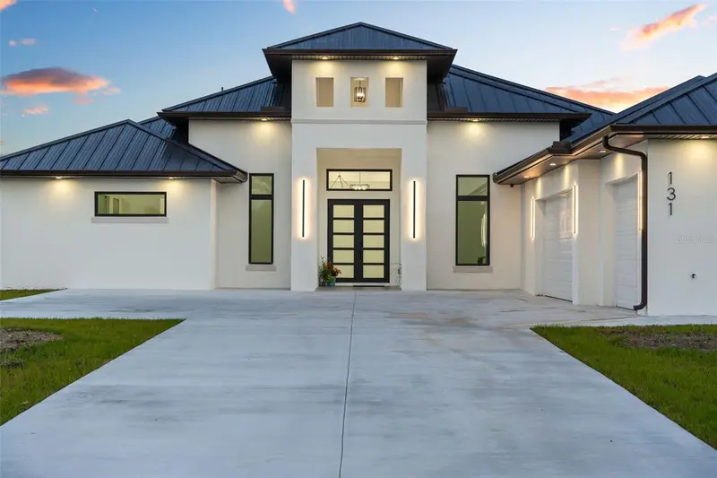 131 Cavalier St, FL
