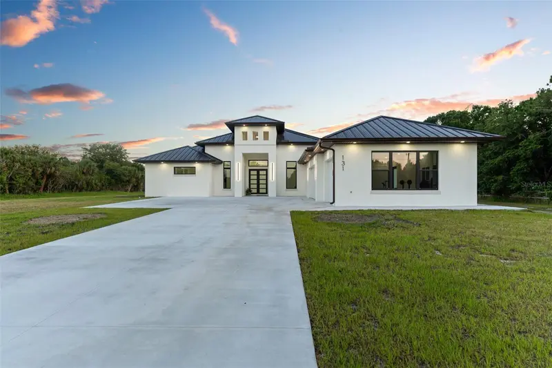 131 Cavalier St, FL
