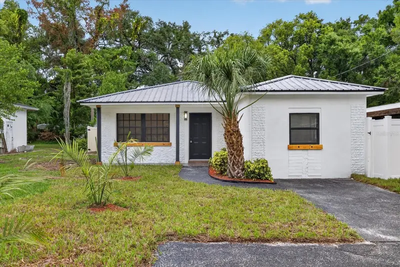 1919 E Clifton St, FL
