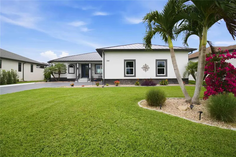 216 Rotonda Blvd E, FL
