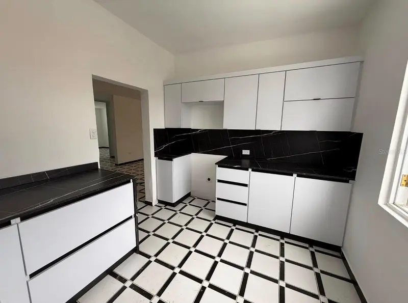 Calle 10 Villa Nitza, PR