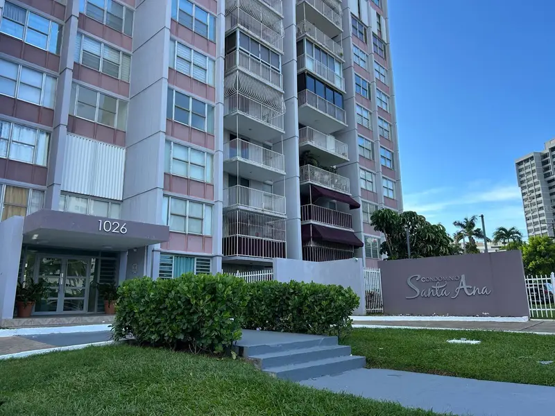1026 Av. Luis Vigoreaux #21 A, PR