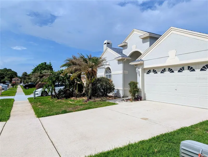 3462 Foxcroft Cir, FL