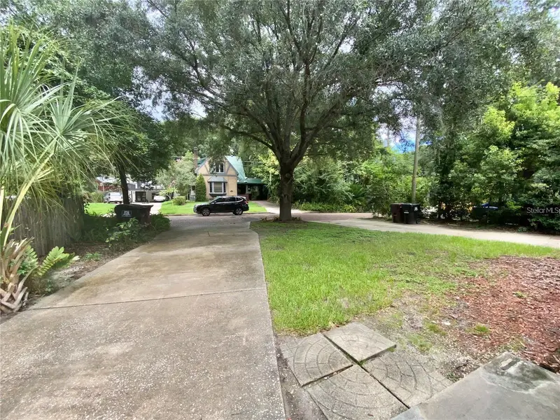 1022 Delaney Park Dr #1020, FL
