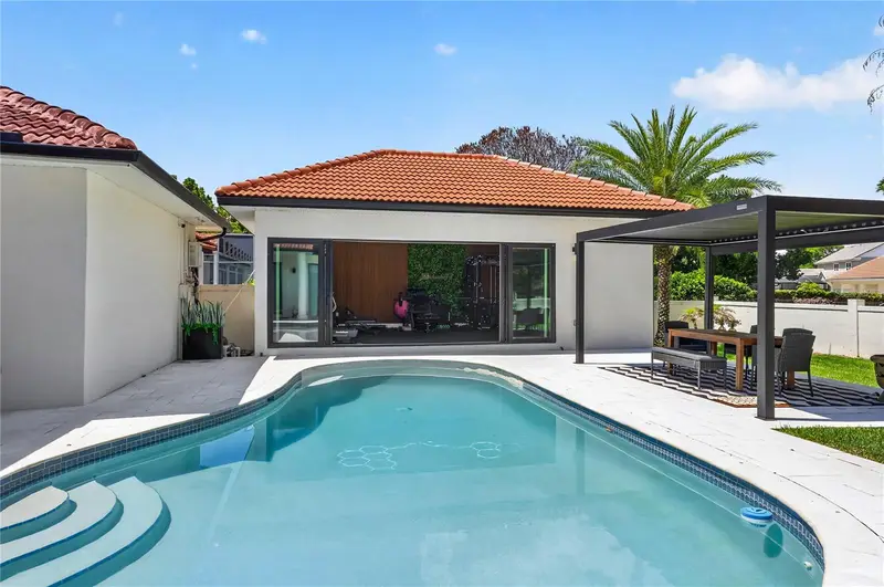 9208 Bay Hill Blvd, FL
