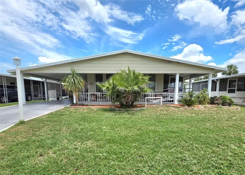 5334 Comanche St, FL