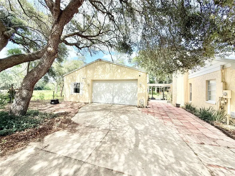 34704 Radio Rd, FL
