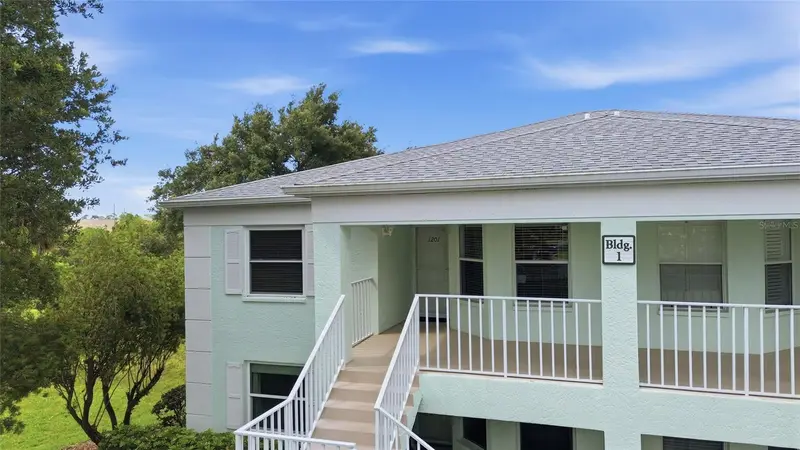5725 Greenwood Ave #1201, FL