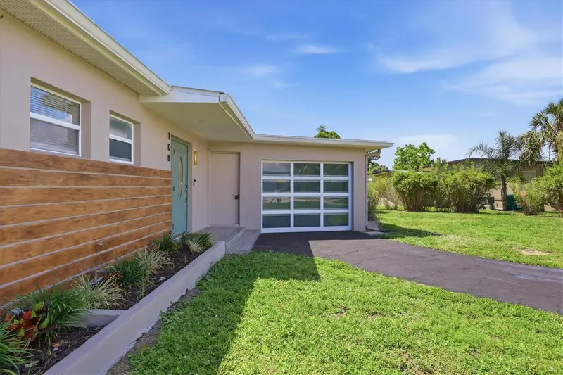 108 Buckeye Ave Nw, FL