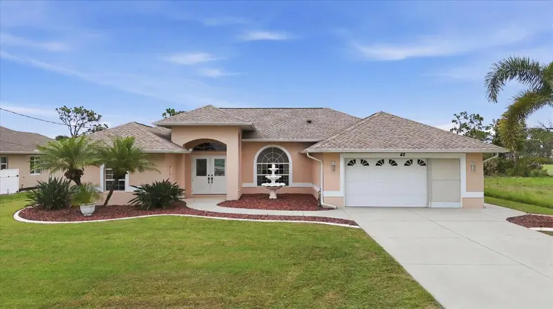 82 Pinehurst Pl, FL