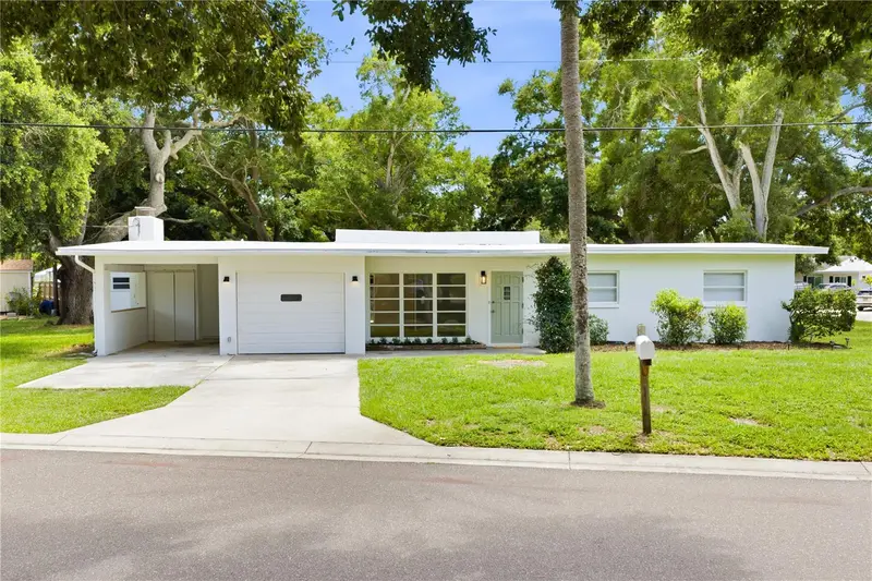 970 Gulf View Blvd, FL