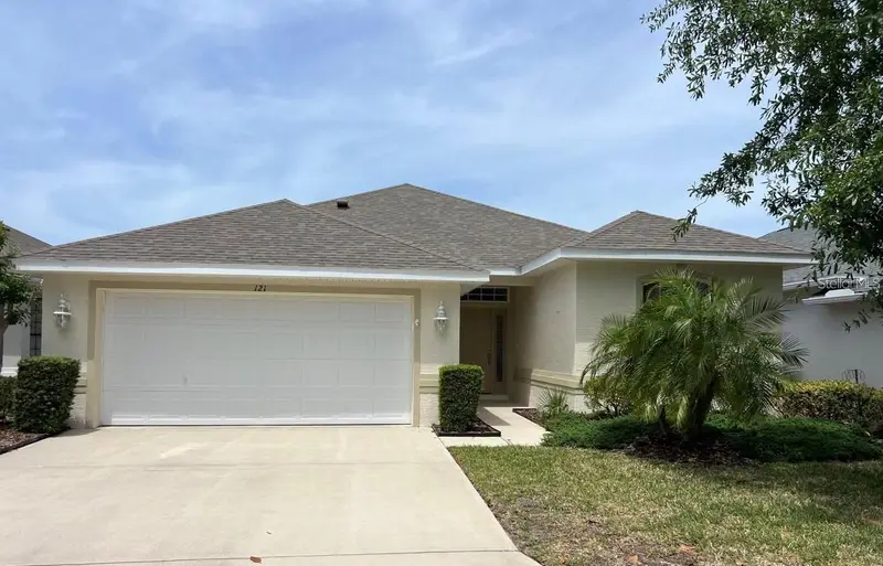 121 Raintree Cir, FL