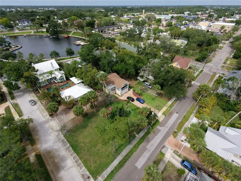 Lemon St, FL