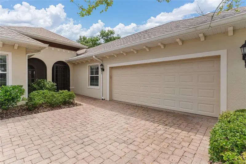 5312 Meadow Hill Loop, FL