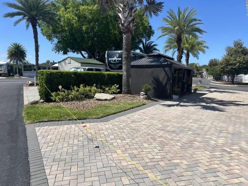 2505 Pine St, FL