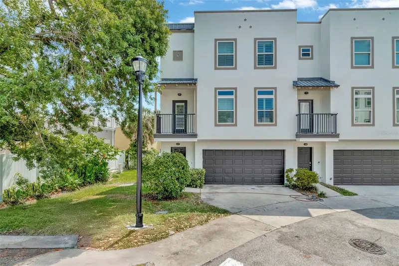 3213 Marcellus Cir, FL