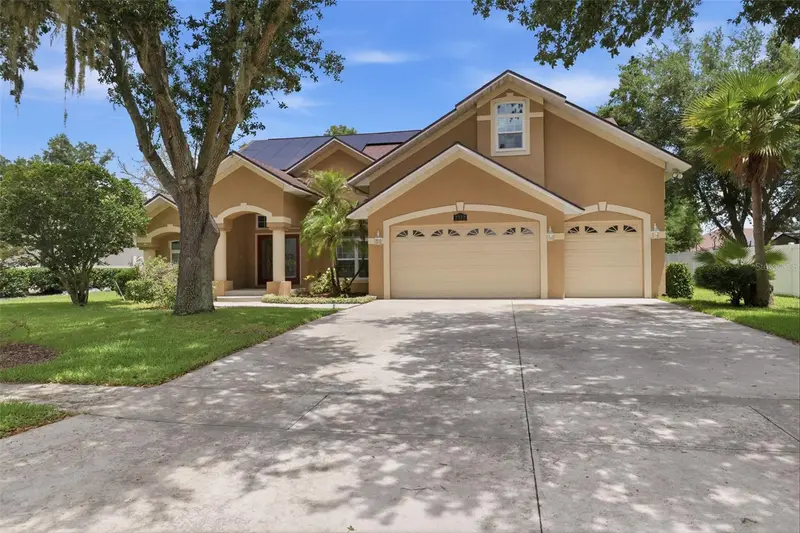 2112 Heritage Crest Dr, FL