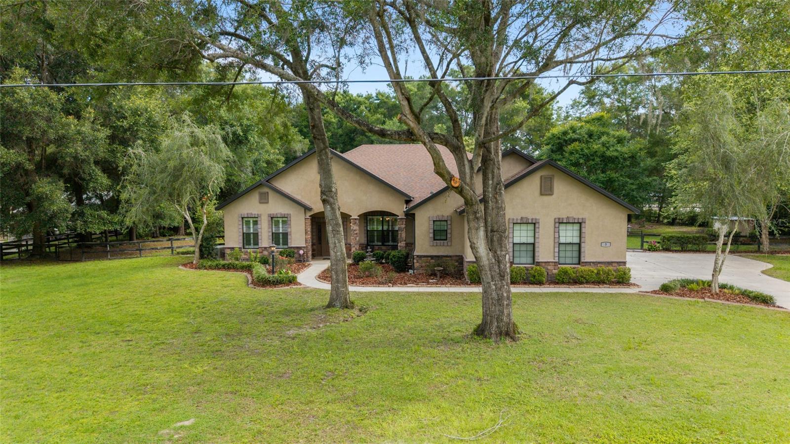 3 Hialeah Dr, FL