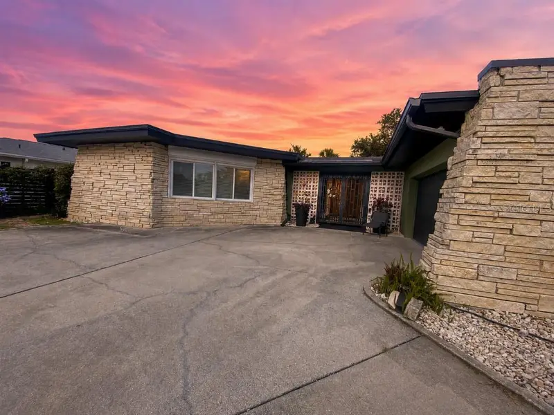 307 Orangewood Ln, FL