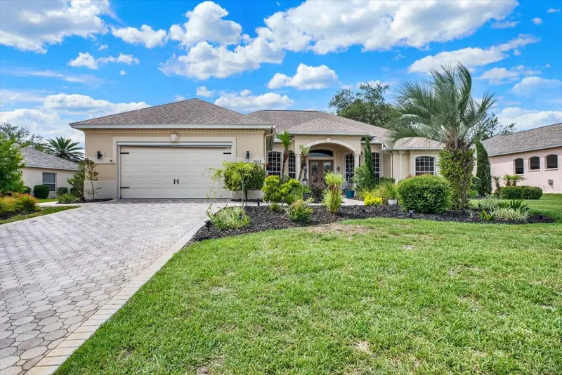 9234 Grand Cypress Dr, FL