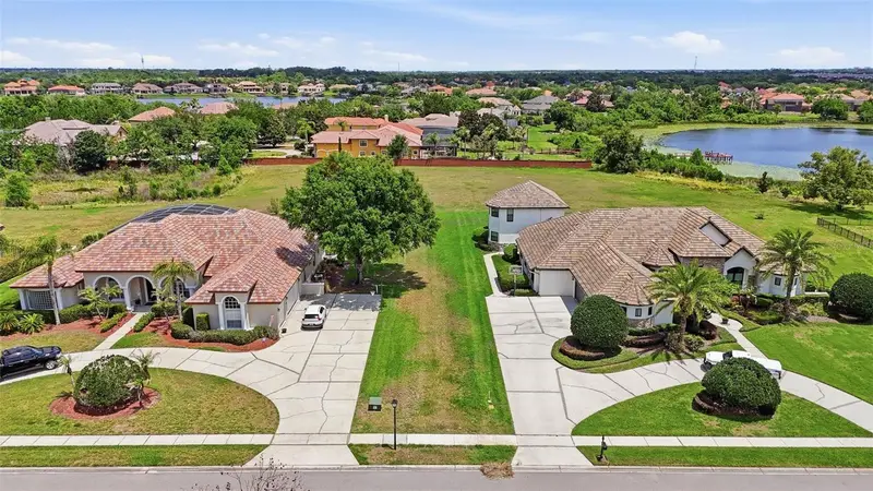 11544 Willow Gardens Dr, FL