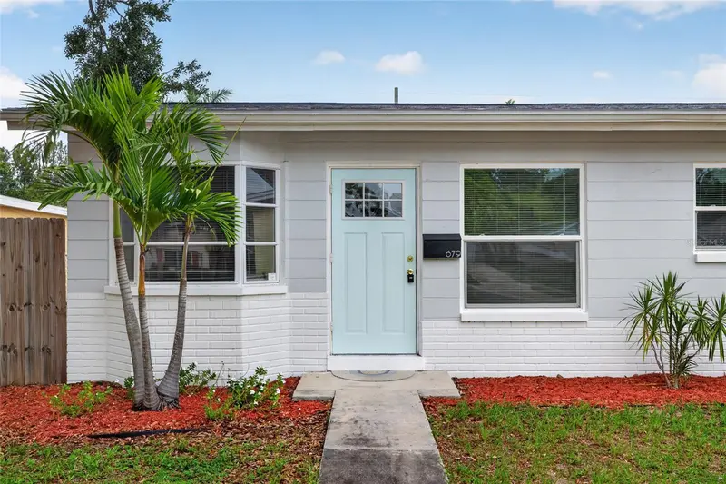 679 71st Ave North Ave N, FL
