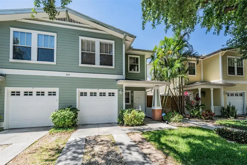 404 S Willow Ave #B, FL