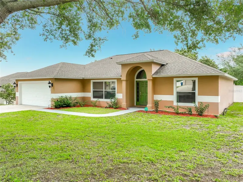 1123 Lakeview Oaks Dr, FL