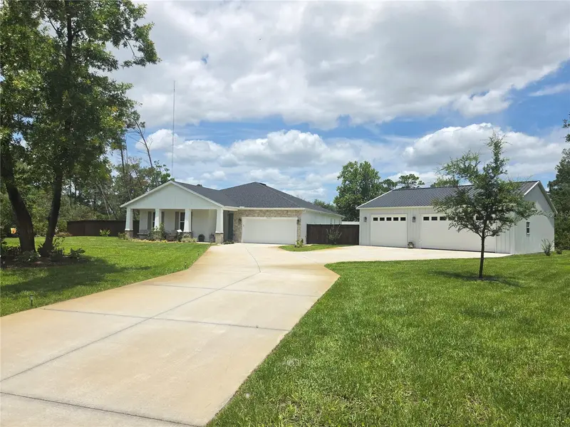 Royal Trails listing