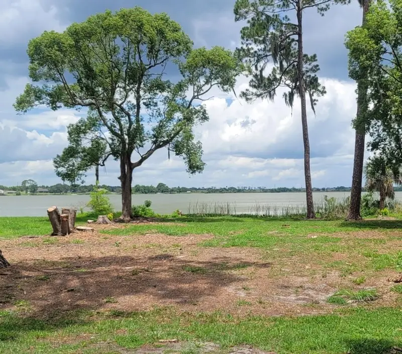 4220 Lake Marianna Dr, FL