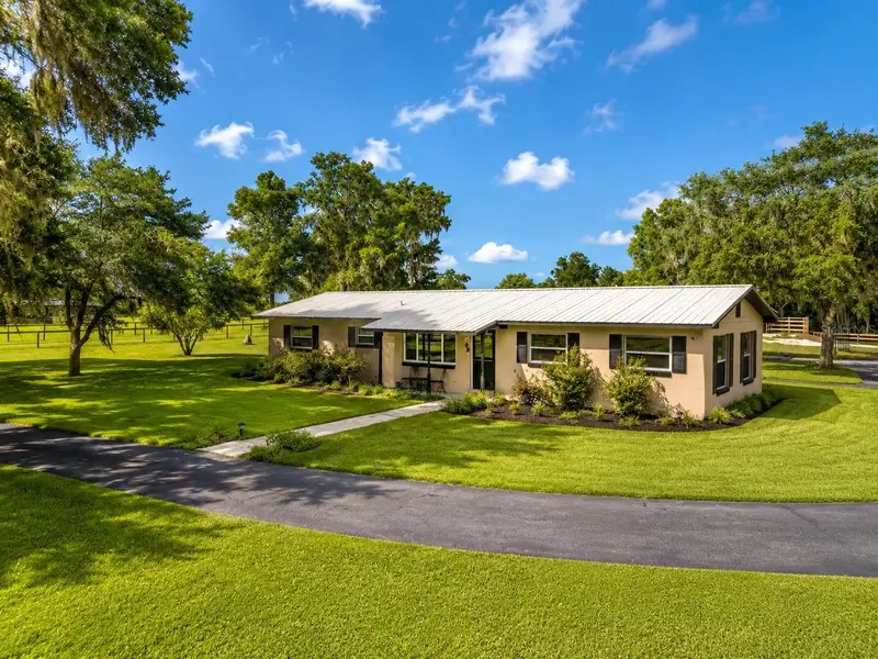 196 Nw 100th Ave, FL