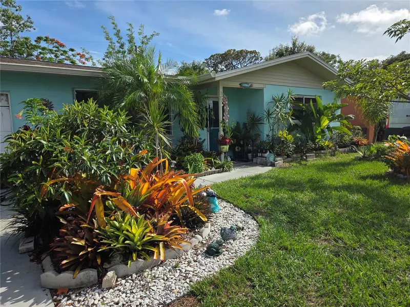 11066 102nd Ave N, FL