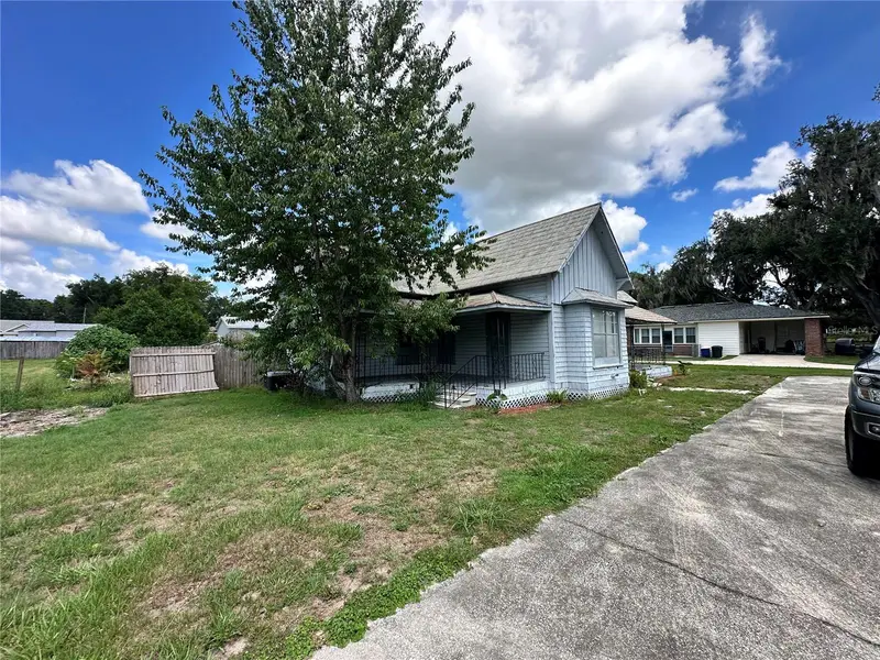 1007 S Jackson Ave, FL